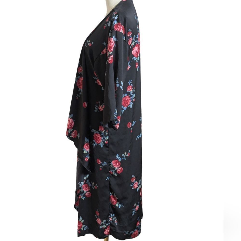 Lularoe Black Floral Kimono - Picture 4 of 6